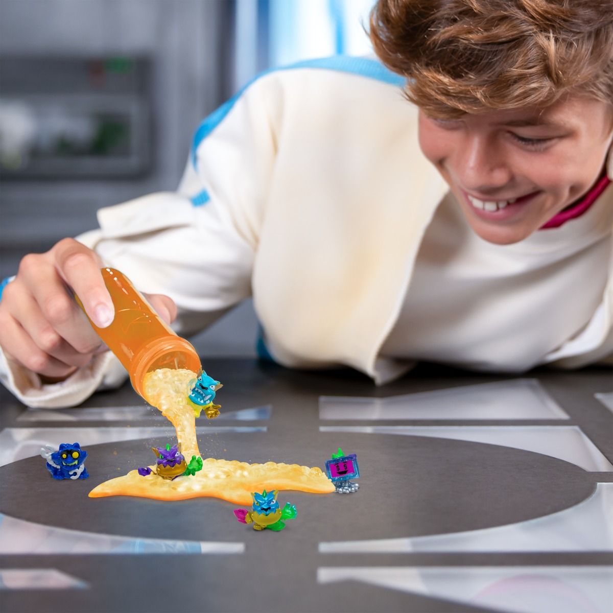 Mr Beast Lab Swarms S2 Mega Lab 12Pk