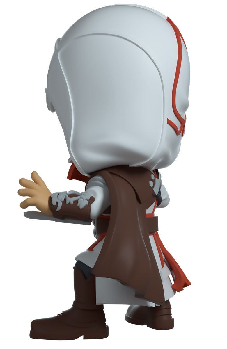 Youtooz - Assassins Creed - Ezio, Figurine with a white helmet and brown outfit on a white background