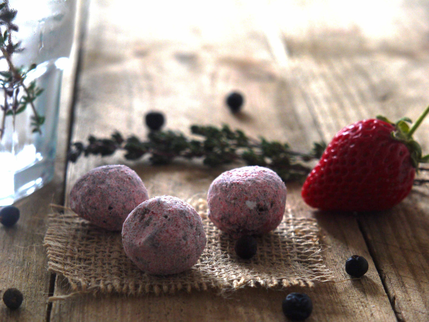 Strawberry Gin Fizz Truffles