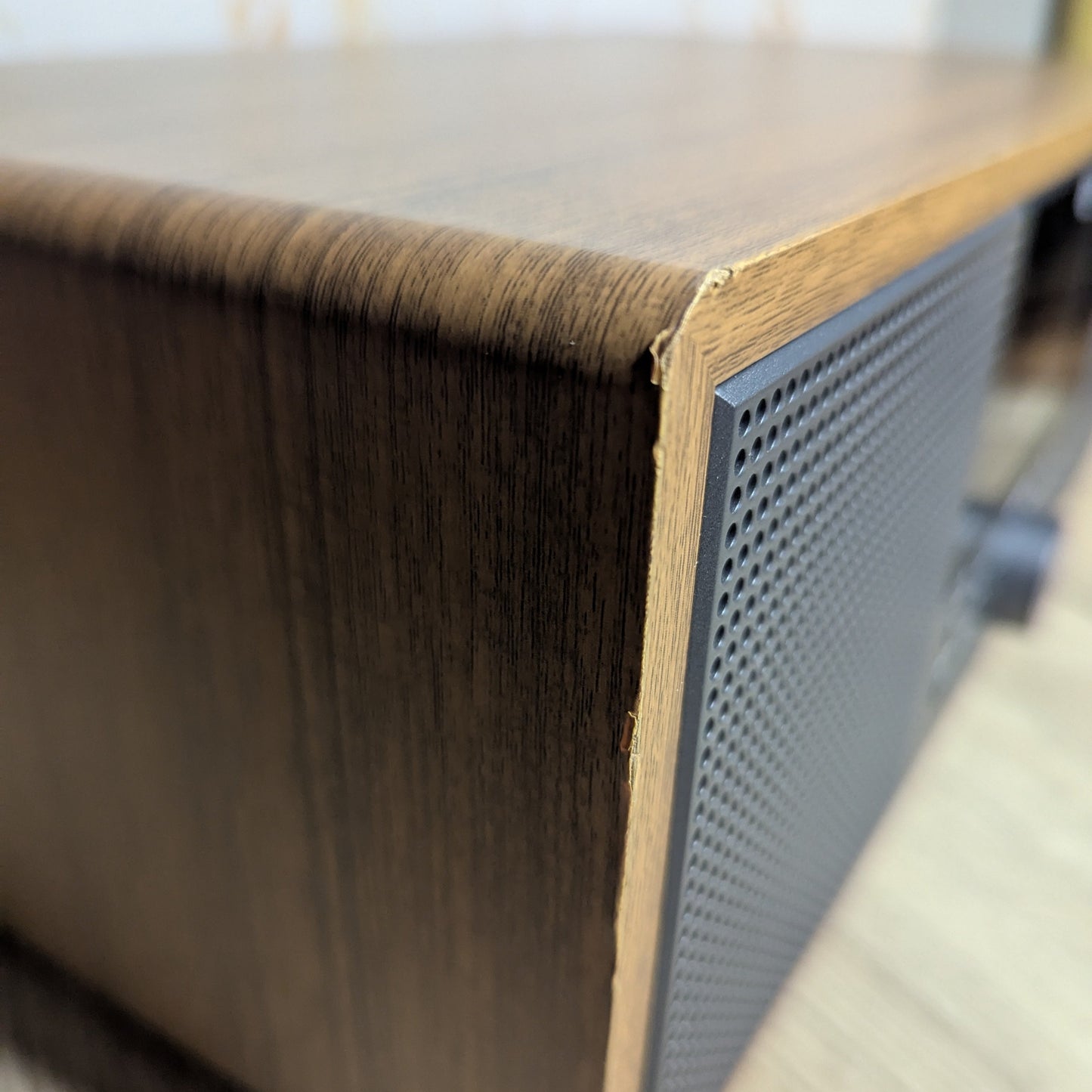 Bush CD player with Bluetooth, DAB+ & FM radio. Stylish wood finish, compact design & great sound. Shop now at New, Used and More!