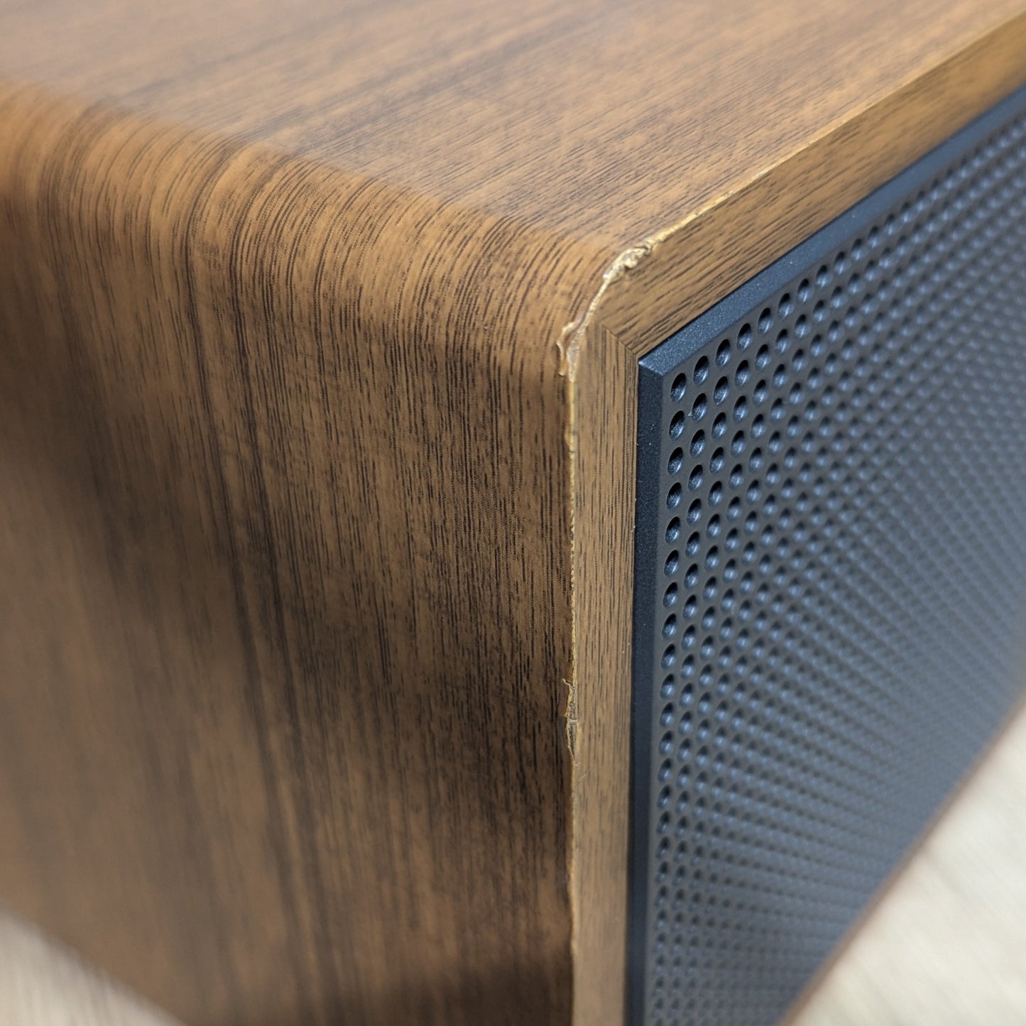 Bush CD player with Bluetooth, DAB+ & FM radio. Stylish wood finish, compact design & great sound. Shop now at New, Used and More!