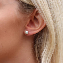 Plain Pearl Stud Earrings