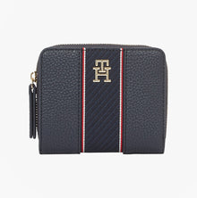Tommy Hilfiger Womens monogram wallet with TH signature Navy