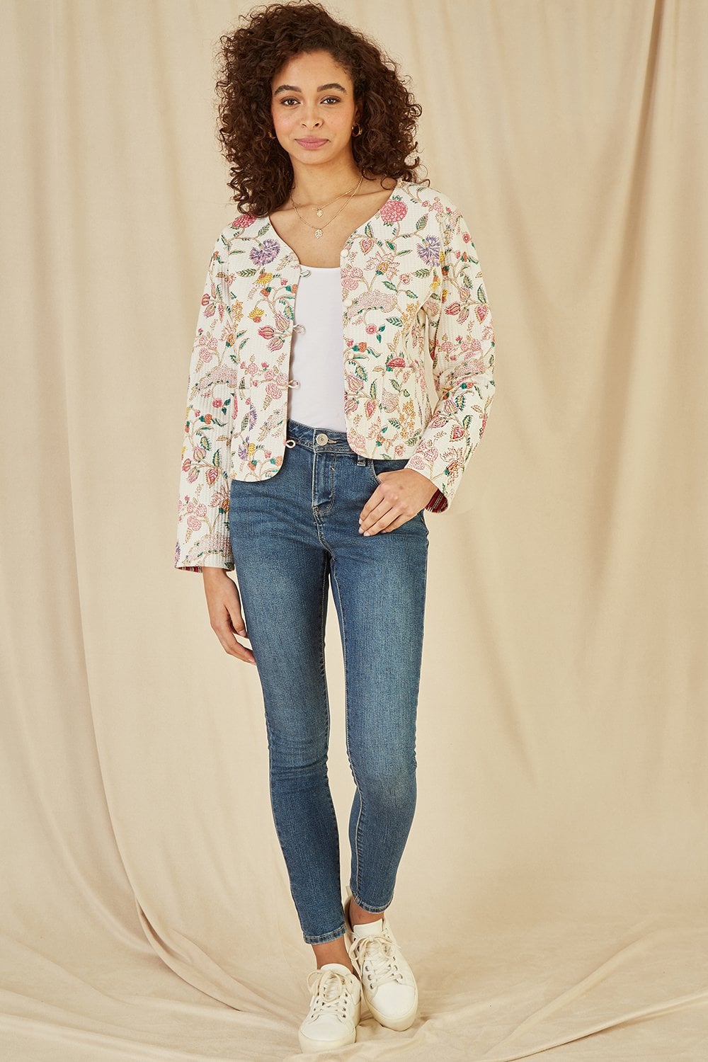 White Floral Print Reversible Cotton Cropped Quilted Jacket