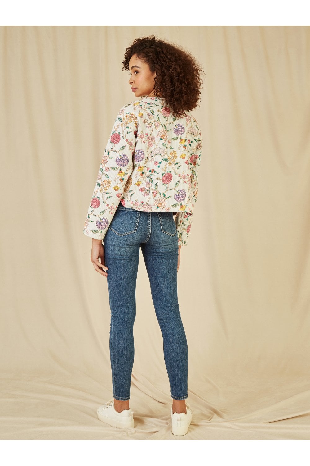 White Floral Print Reversible Cotton Cropped Quilted Jacket